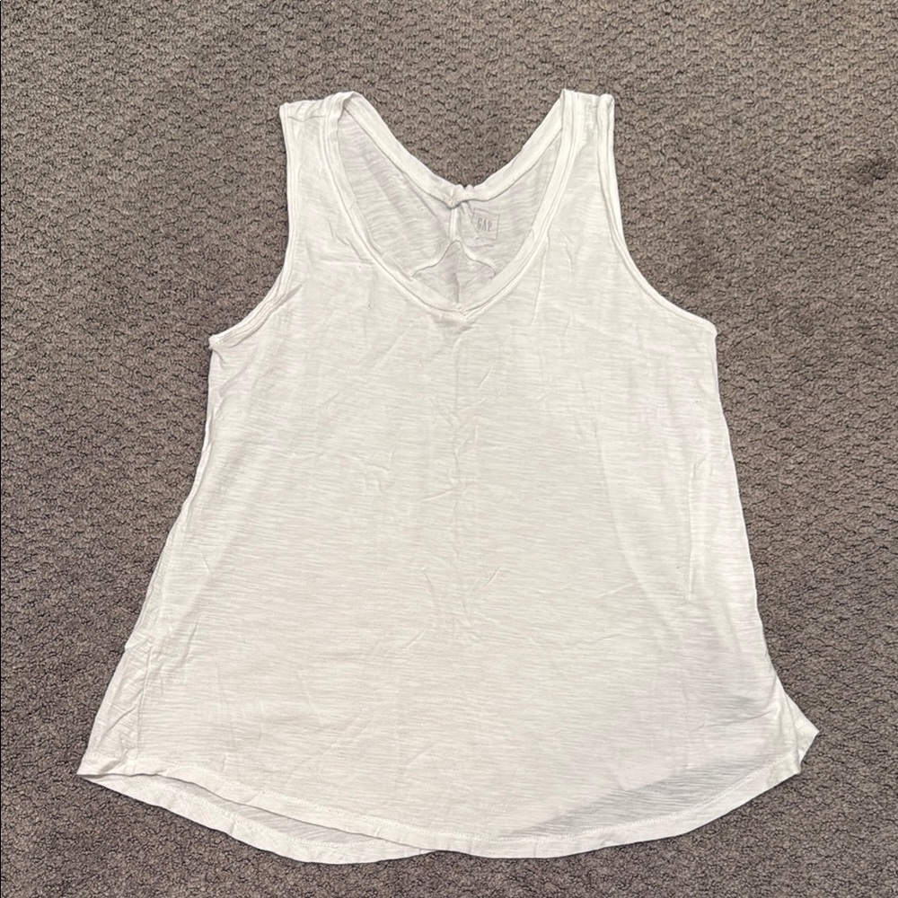 GAP - White Sleeveless Tank Top with A-Line Silhouette 100% Cotton